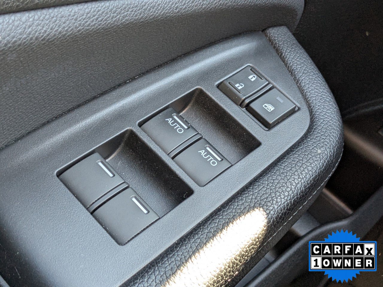 Used 2017 Honda Pilot EX-L image 31