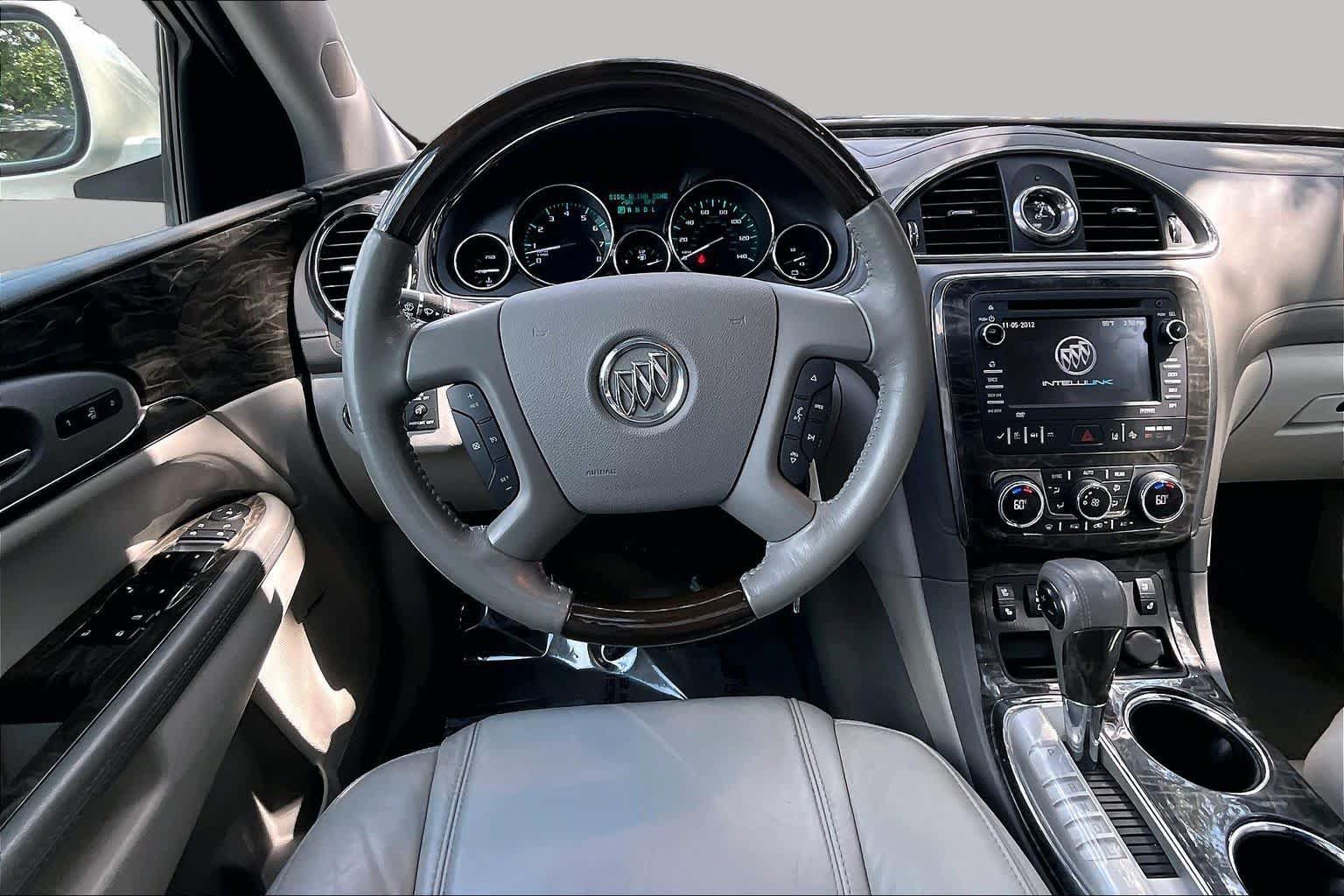 Used 2014 Buick Enclave Premium w/ Trailering Provision Package FWD image 6