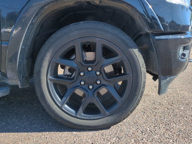 Used 2020 RAM 1500 Laramie AWD/4WD image 21