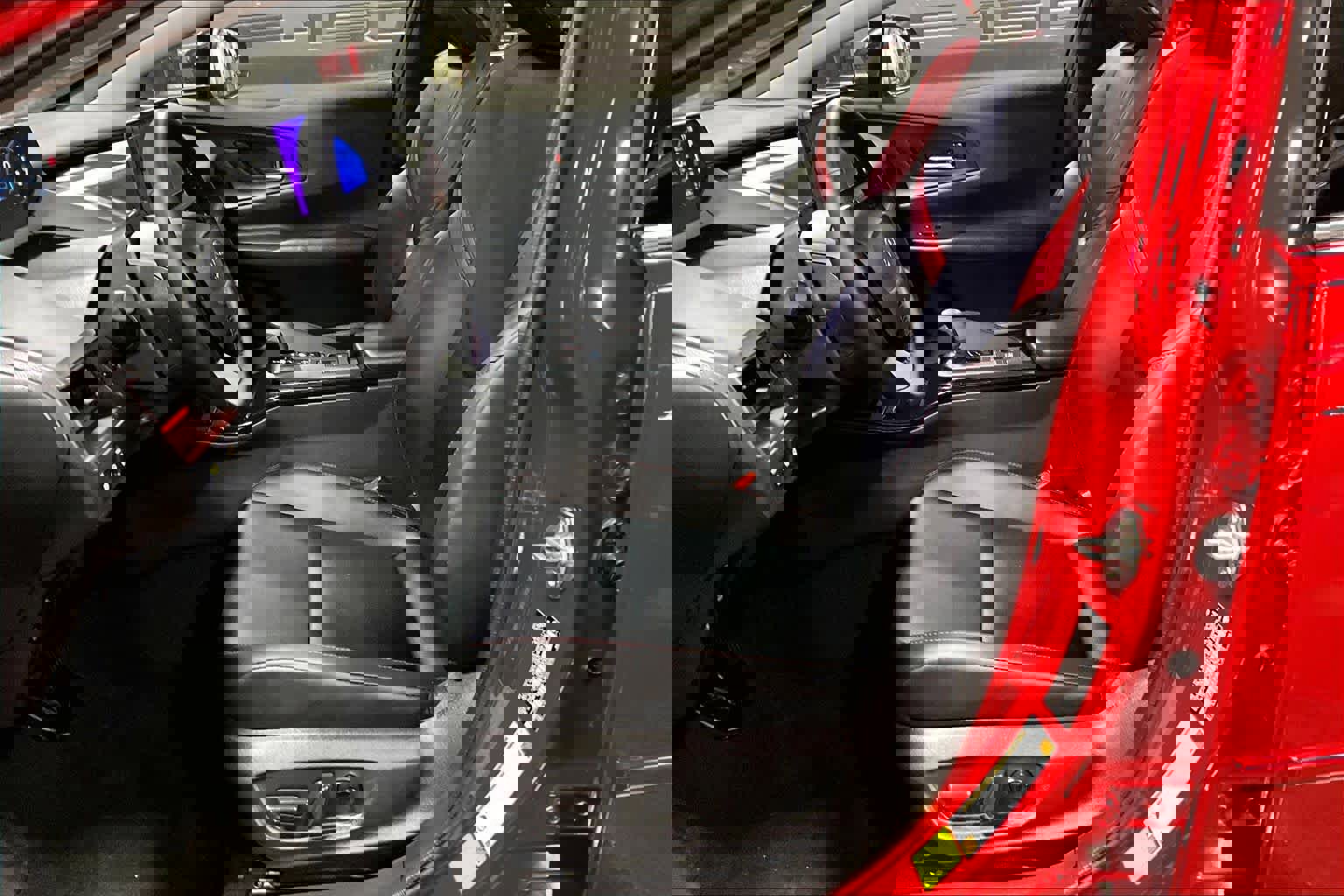 Used 2025 Toyota Prius Plug-In Hybrid image 8