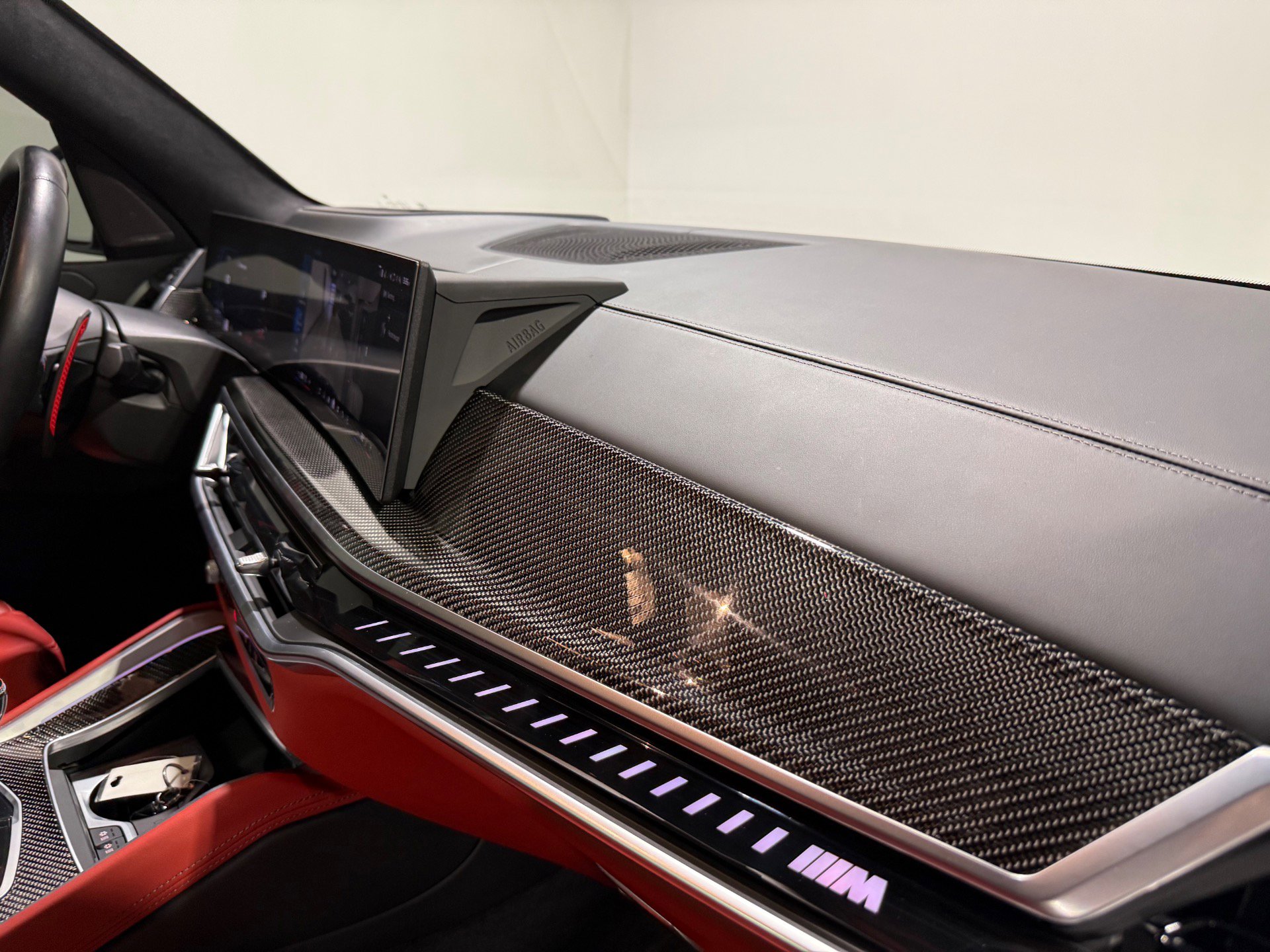 Used 2025 BMW X5 M Competition w/ Executive Package image 56