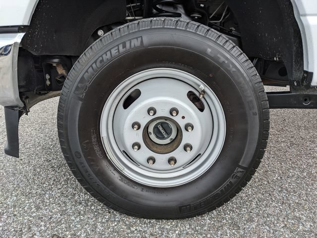 Used 2024 Ford F350 XL w/ XL Chrome Package AWD/4WD image 10