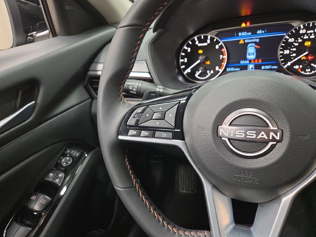 Used 2025 Nissan Altima 2.5 SR AWD/4WD image 18