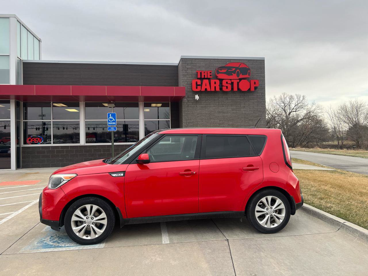 Used 2015 Kia Soul + w/ Primo Package image 1