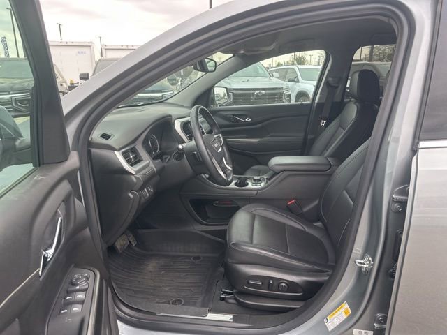 Used 2023 GMC Acadia SLT image 16