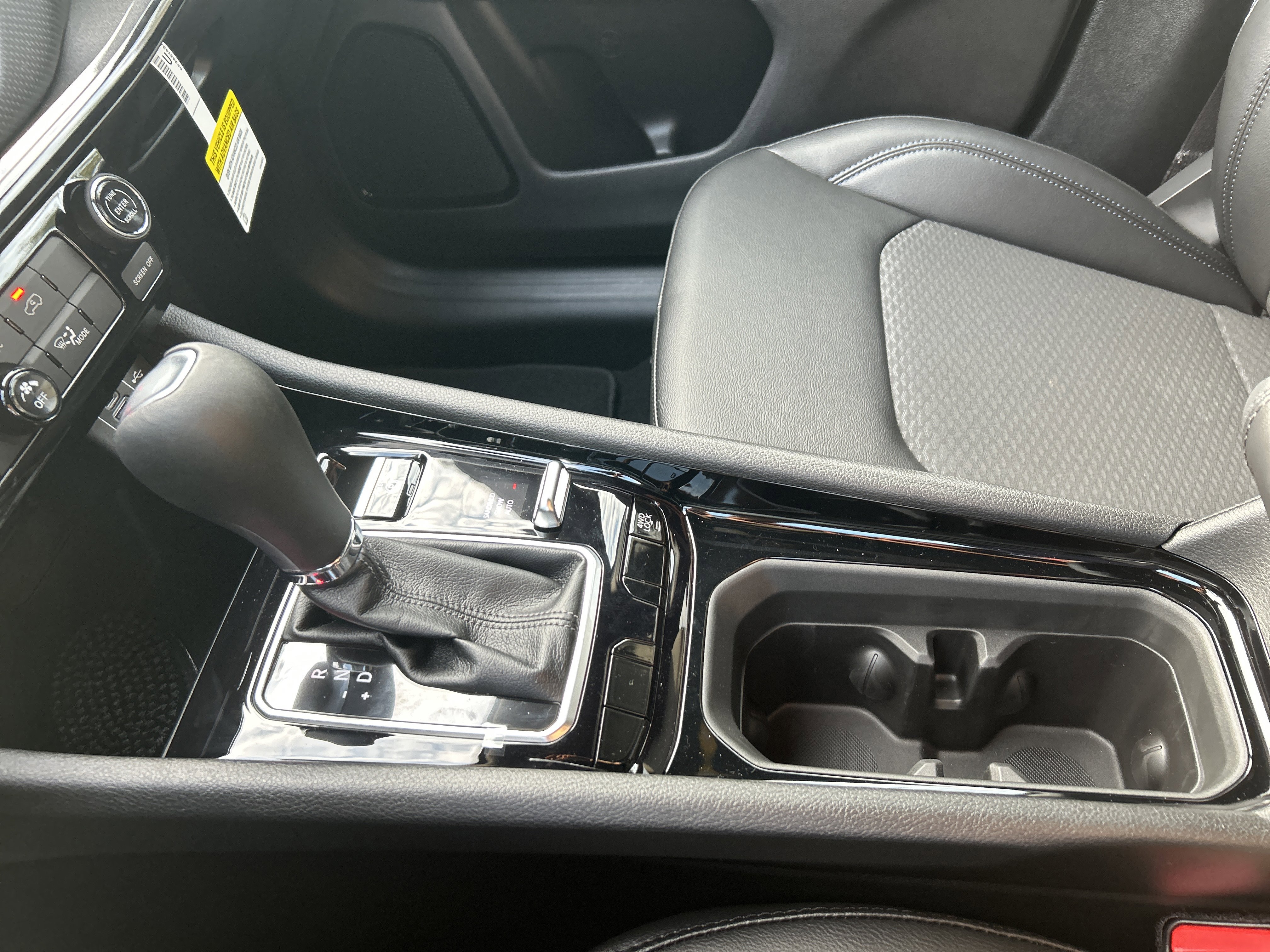 New 2026 Jeep Compass Latitude image 42