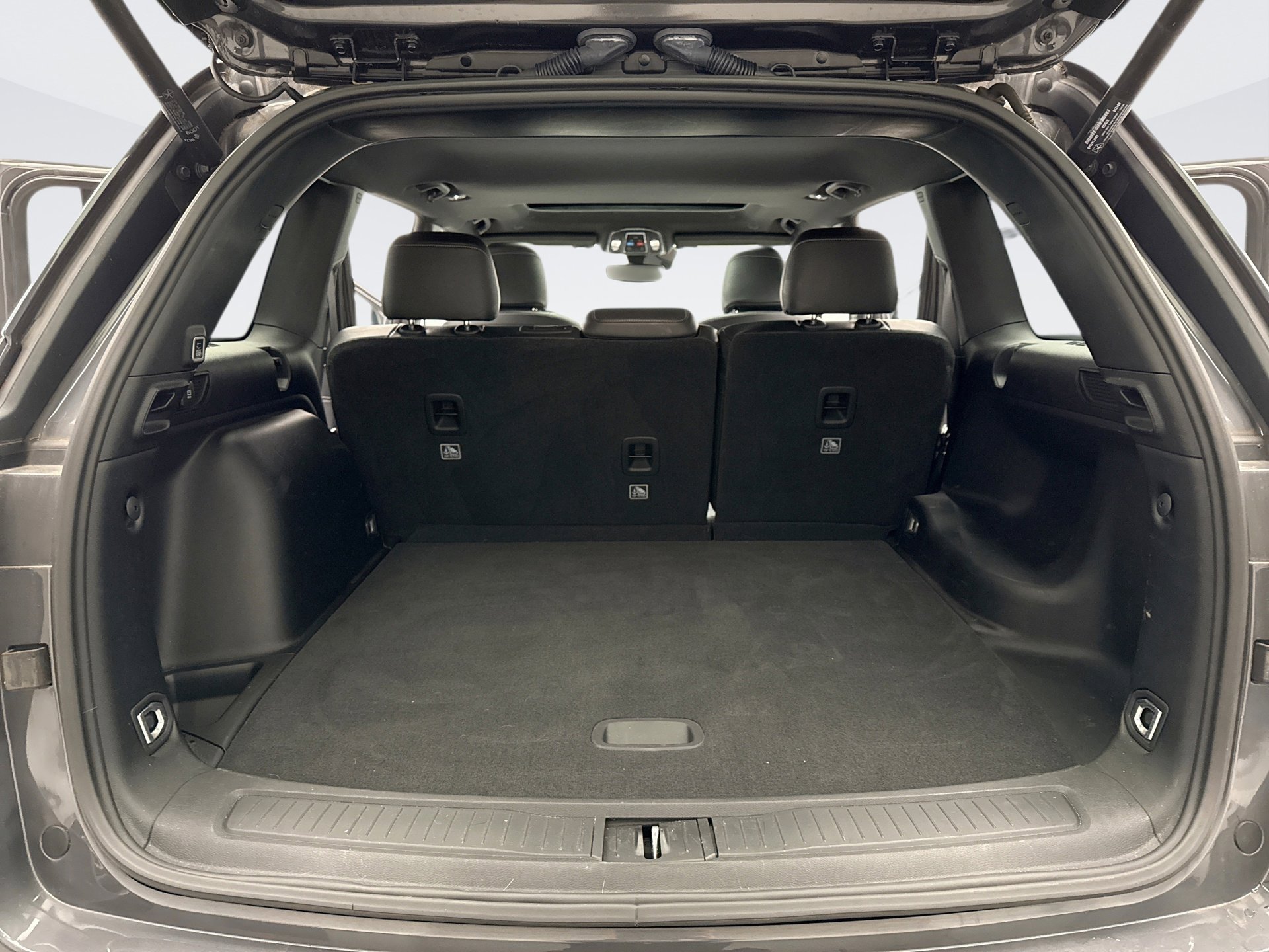 Used 2023 Jeep Grand Cherokee Altitude image 22