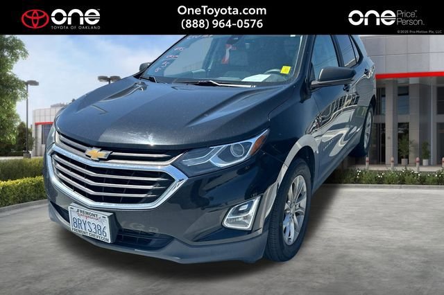 Used 2020 Chevrolet Equinox LS FWD image 1