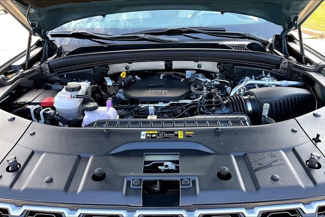 New 2026 Jeep Grand Cherokee Limited AWD/4WD image 14