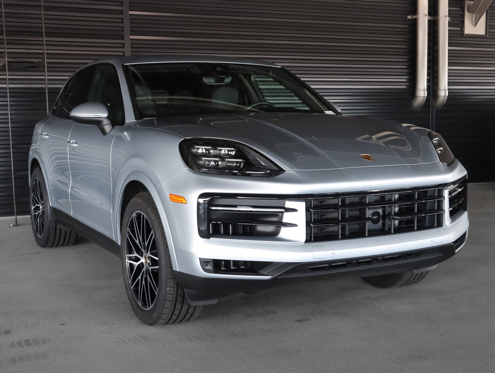 Certified 2024 Porsche Cayenne AWD/4WD image 7