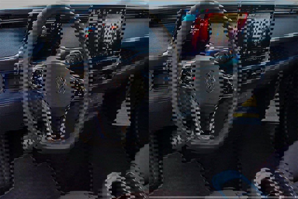 New 2025 Volkswagen ID. Buzz Pro S image 9