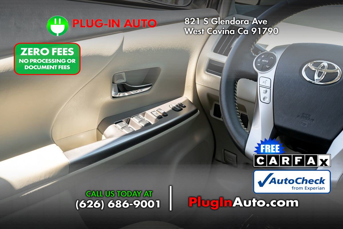 Used 2015 Toyota Prius V Four FWD image 13