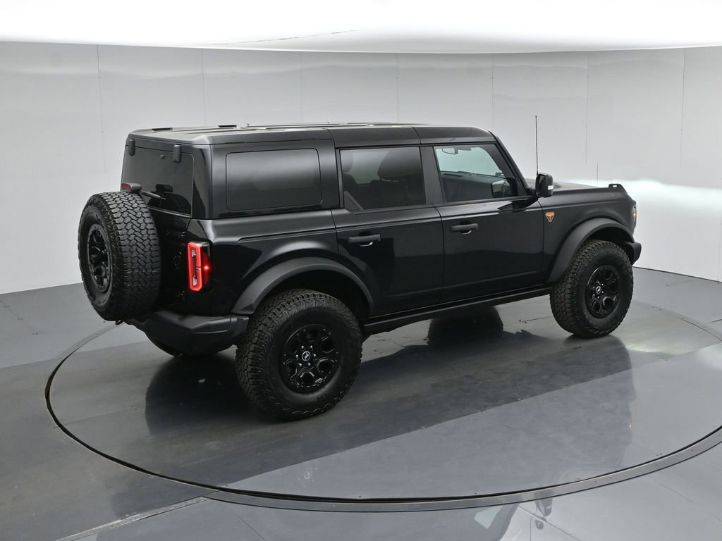 Used 2025 Ford Bronco Badlands image 42