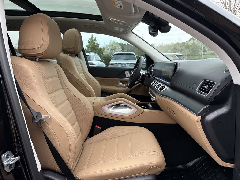 New 2026 Mercedes-Benz GLS 450 4MATIC image 22