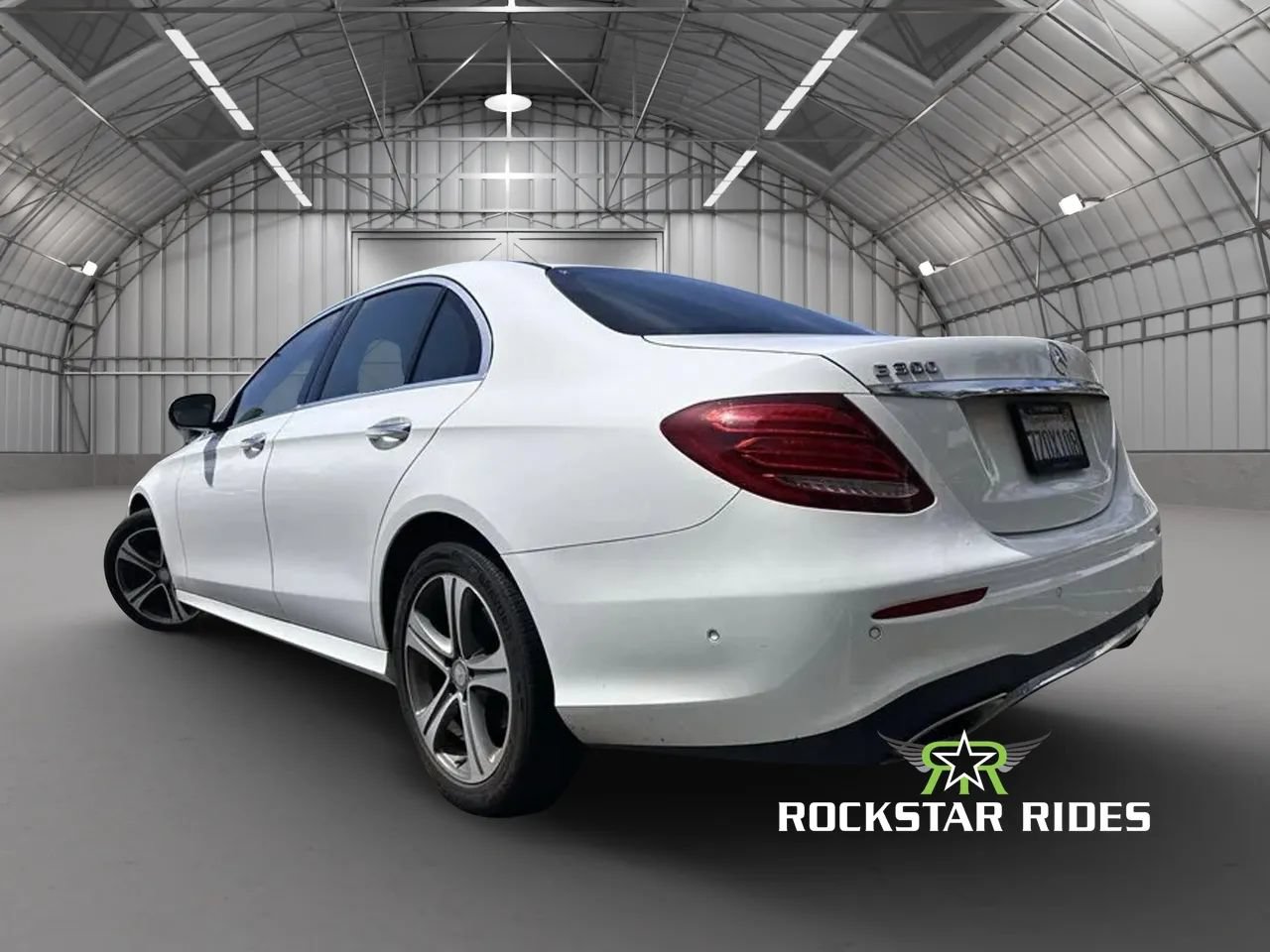 Used 2017 Mercedes-Benz E 300 image 5