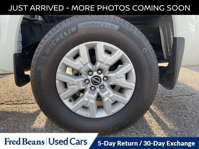 Certified 2024 Nissan Frontier SV w/ SV Convenience Package image 17