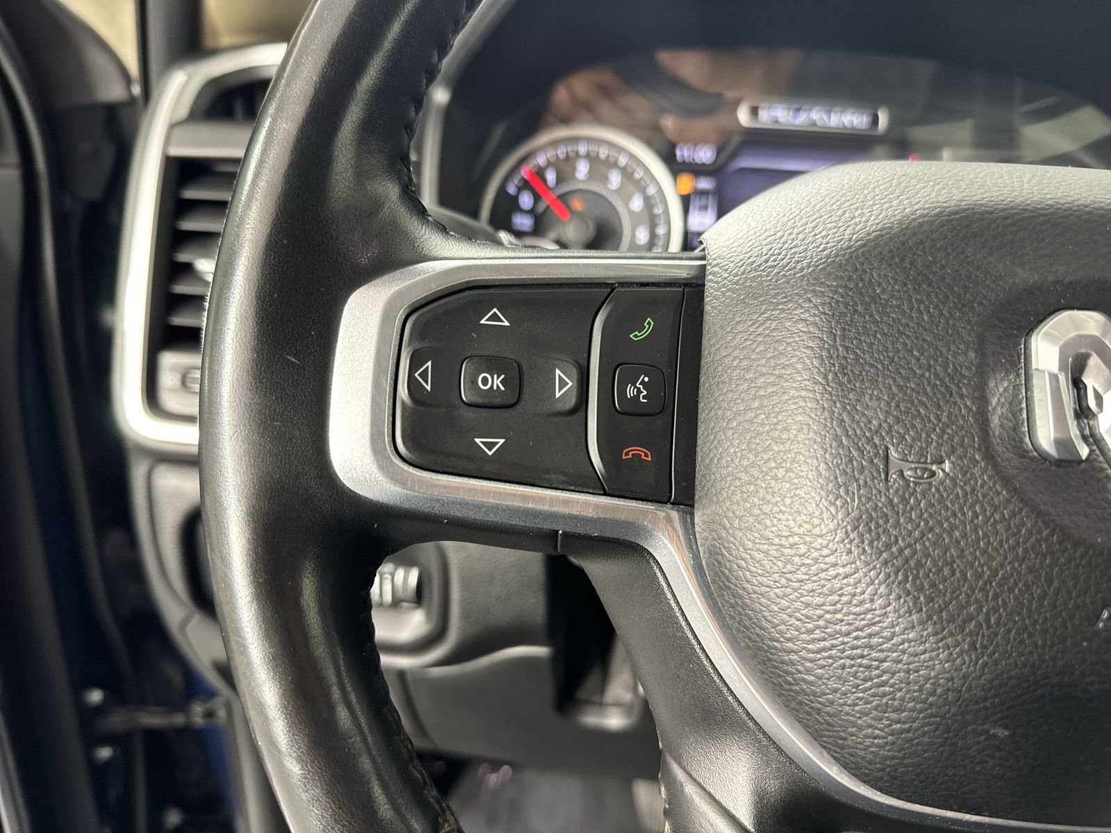 Used 2020 RAM 1500 Laramie image 12