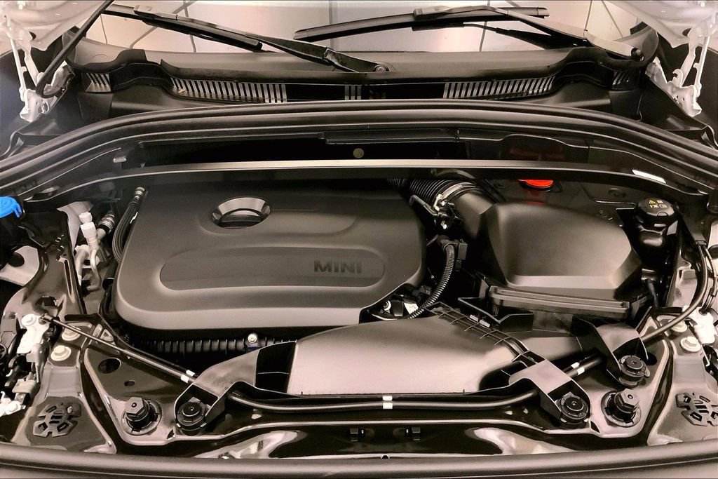 Certified 2025 MINI Cooper Countryman S w/ Comfort Package Max AWD/4WD image 8
