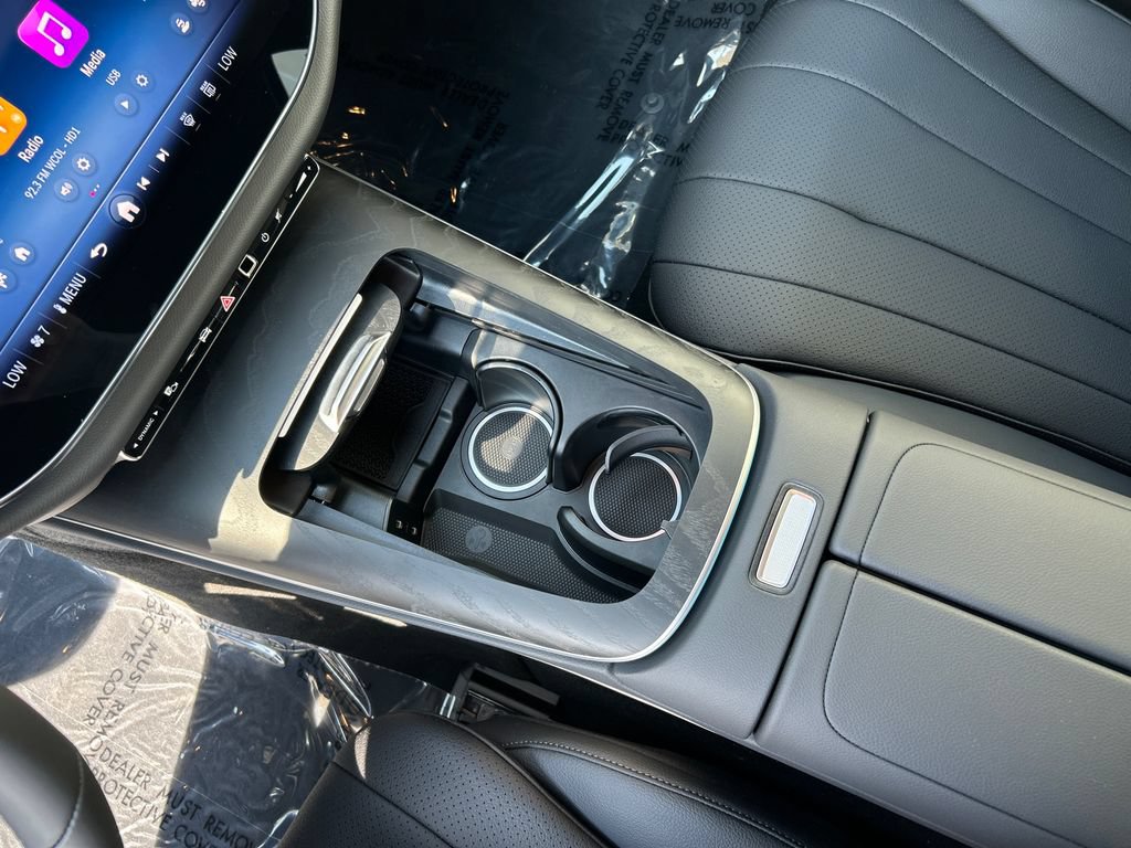 New 2026 Mercedes-Benz E 350 4MATIC Sedan image 23