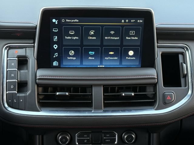 Used 2024 Chevrolet Suburban RST w/ Luxury Package RWD image 16