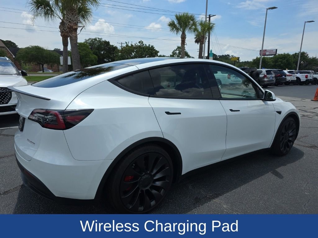 Used 2023 Tesla Model Y Performance AWD/4WD image 8