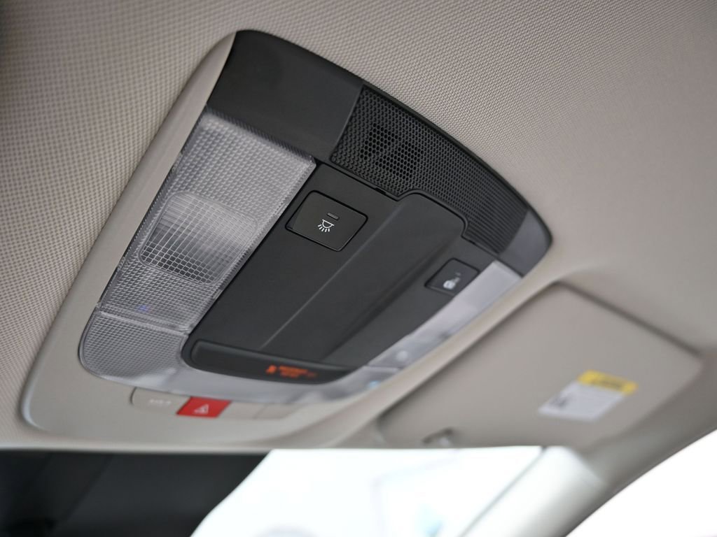 Used 2024 Kia Sportage EX image 28