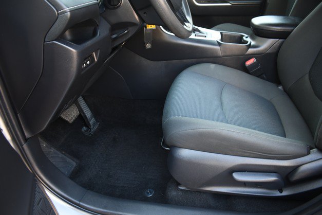 Certified 2024 Toyota RAV4 LE AWD/4WD image 15