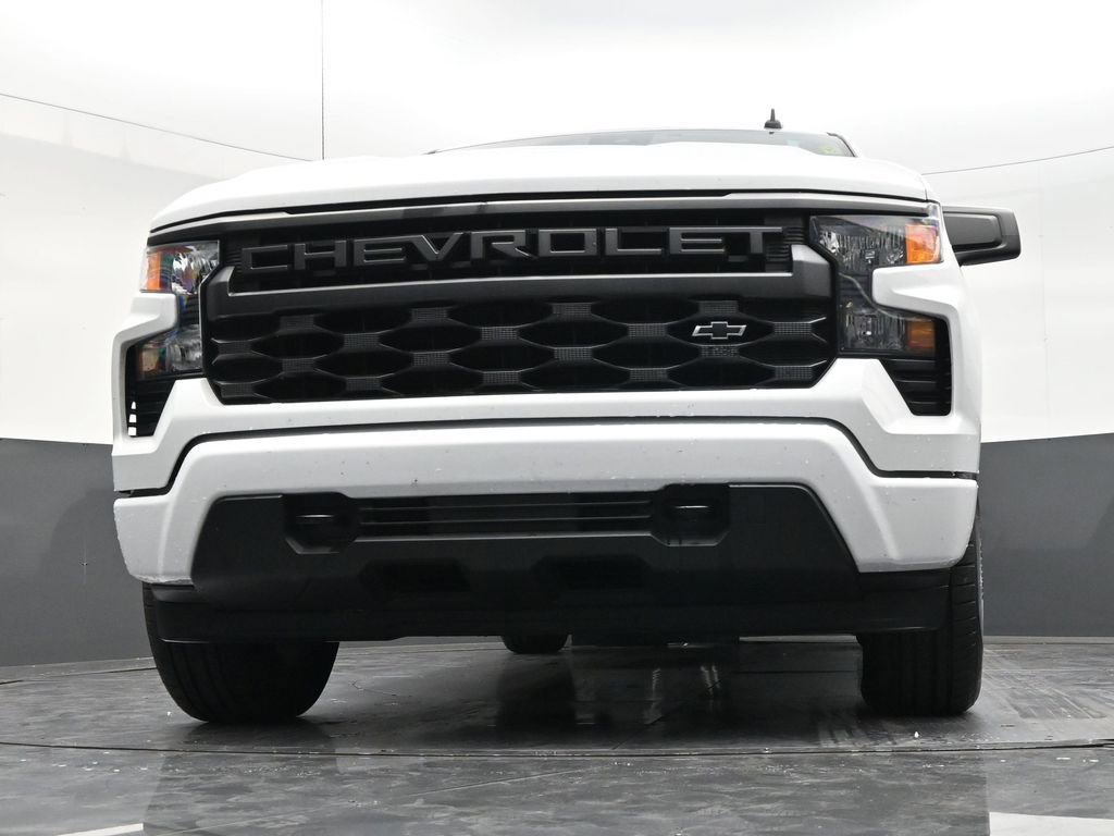Used 2024 Chevrolet Silverado 1500 Custom w/ Turbomax Blackout Package RWD image 27