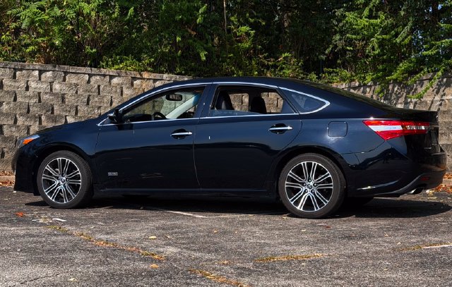 Used 2015 Toyota Avalon XLE Touring Sport Edition FWD image 11