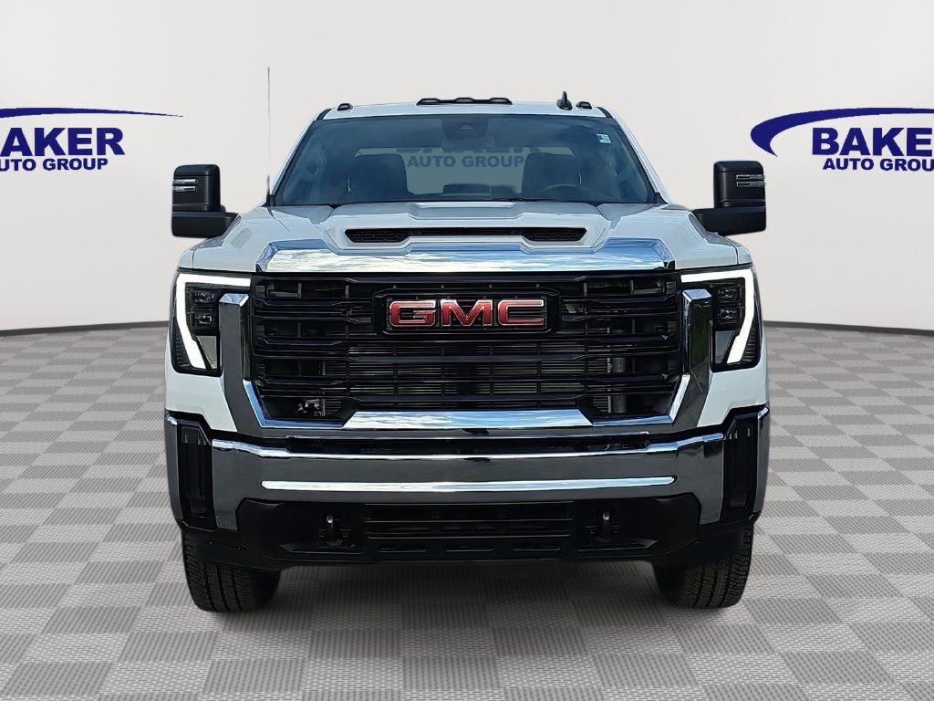 New 2026 GMC Sierra 3500 Pro AWD/4WD image 2