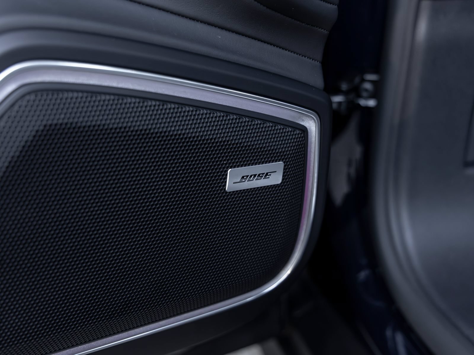Certified 2022 Porsche Panamera 4S AWD/4WD image 25