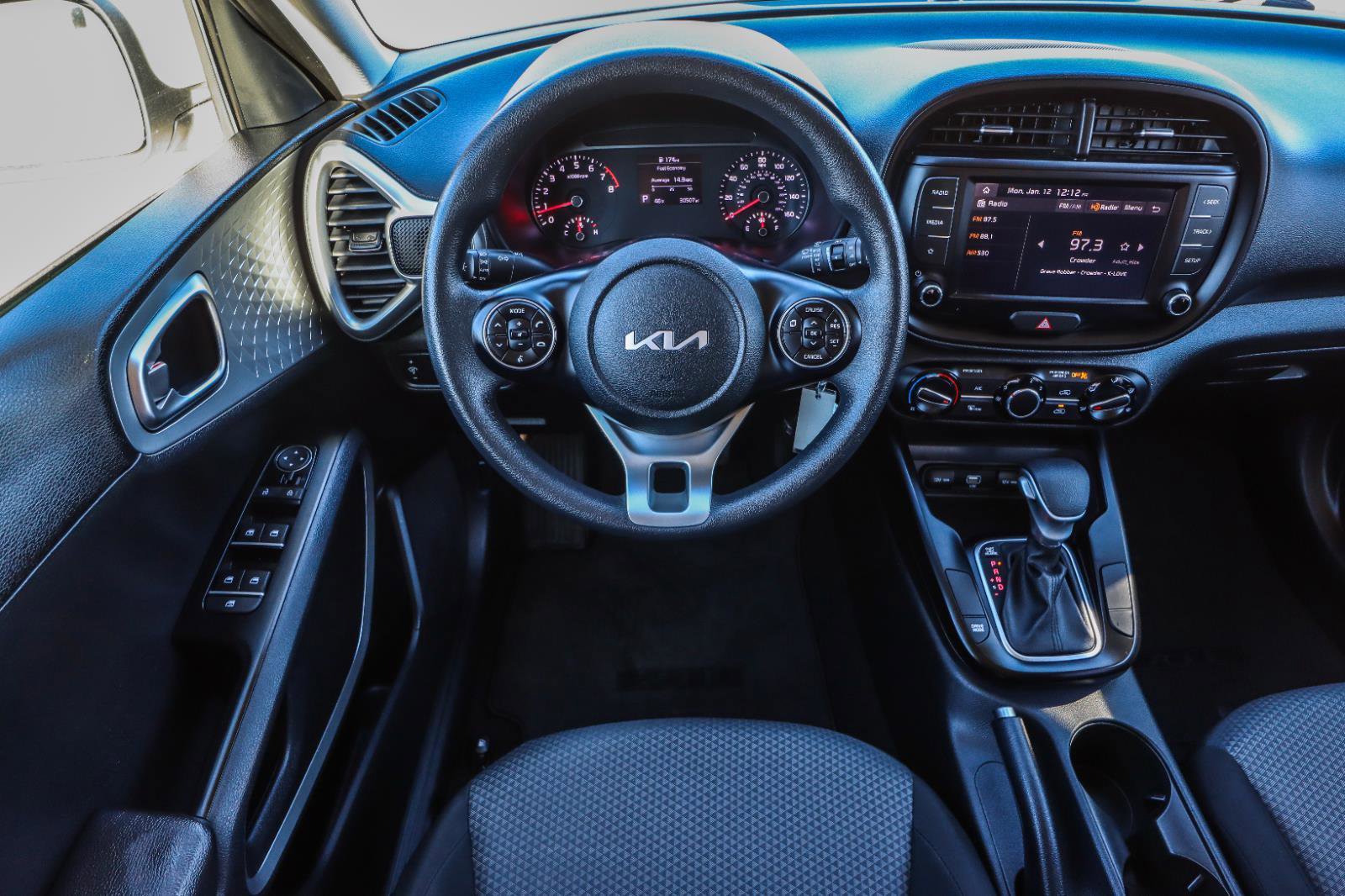 Used 2022 Kia Soul LX FWD image 21