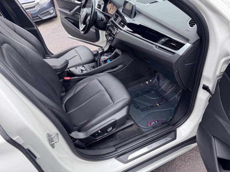 Used 2019 BMW X1 xDrive28i w/ Convenience Package AWD/4WD image 17