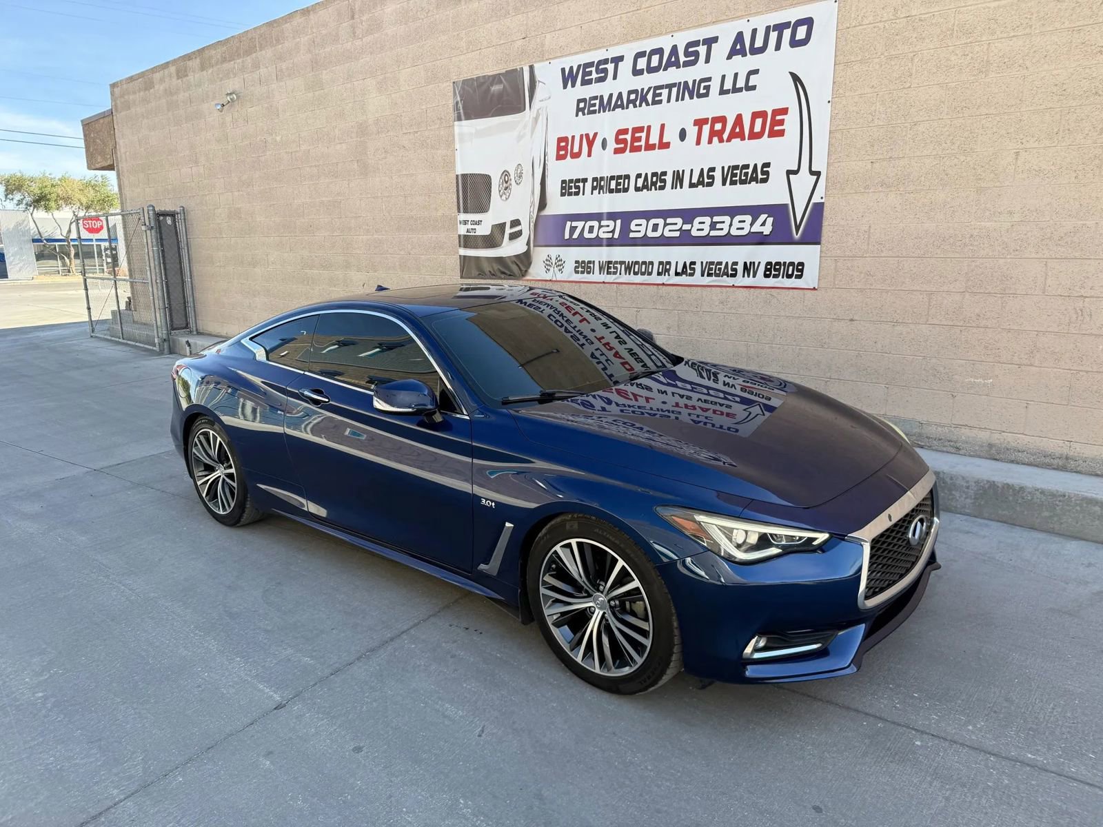 Used 2018 INFINITI Q60 3.0t Luxe w/ Sensory Package 3.0T Luxe RWD image 2