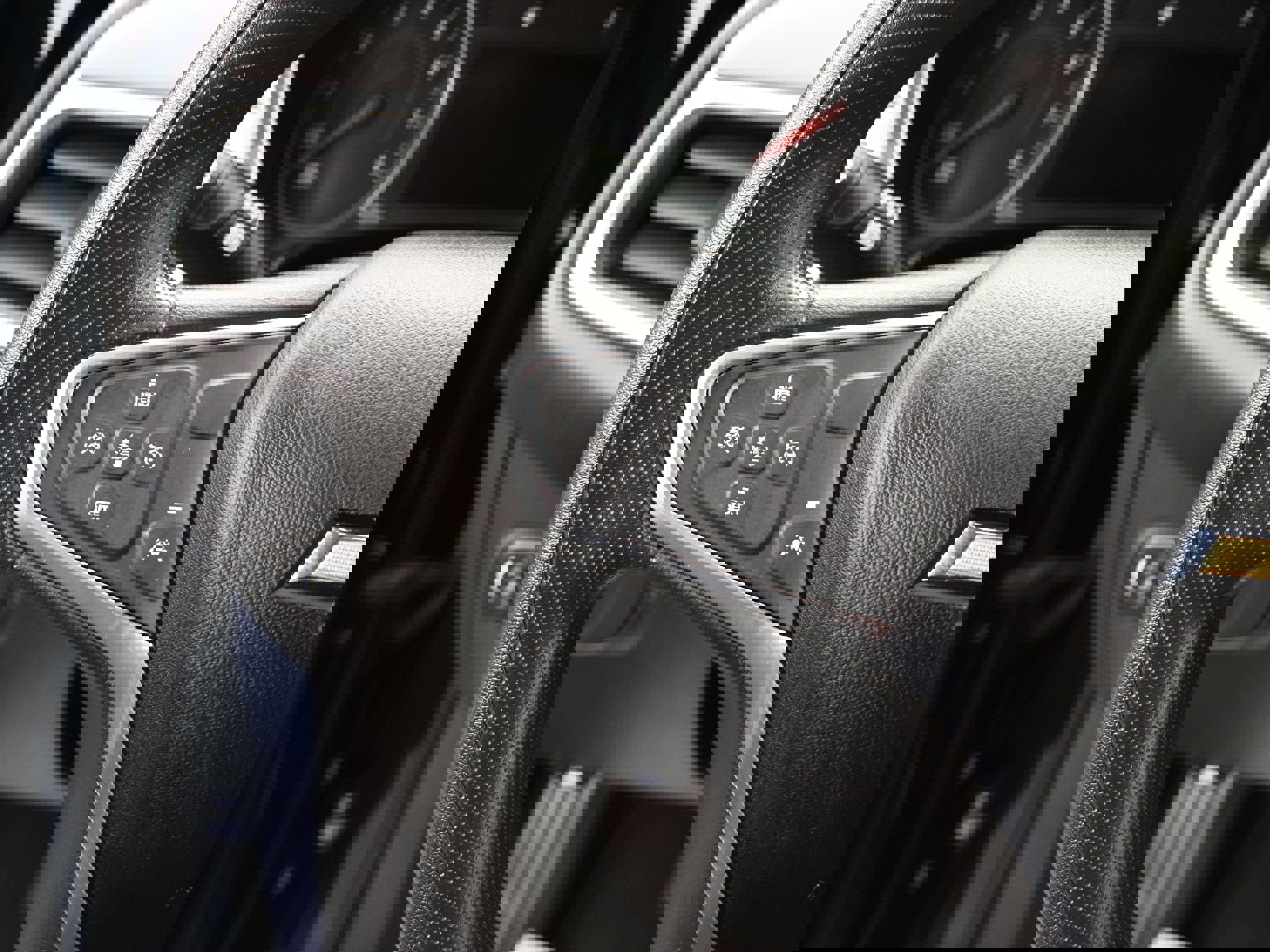 Used 2022 Chevrolet Equinox LS w/ LS Convenience Package image 11