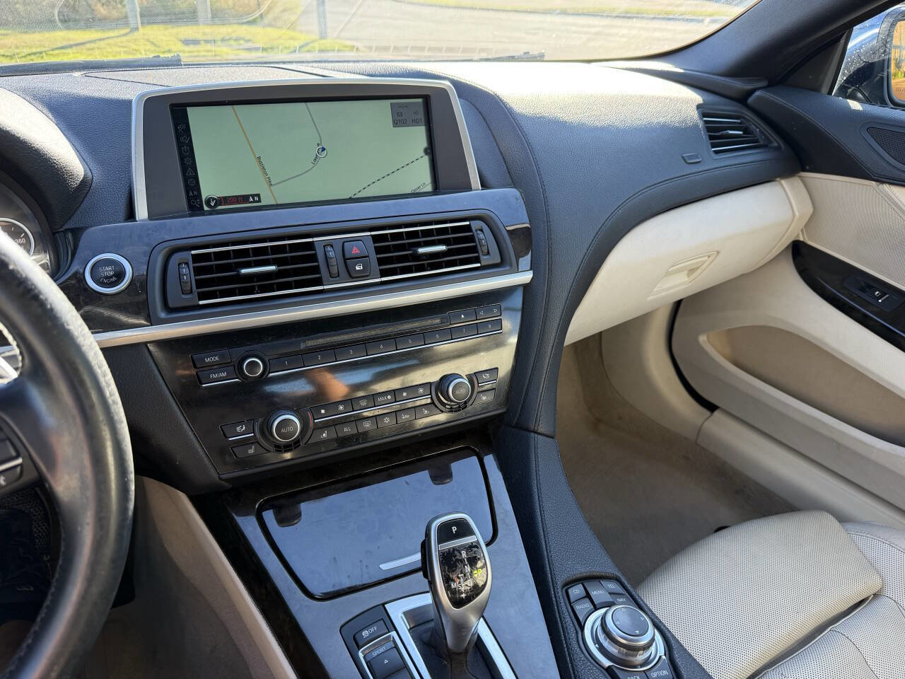 Used 2012 BMW 650i xDrive Convertible AWD/4WD image 38