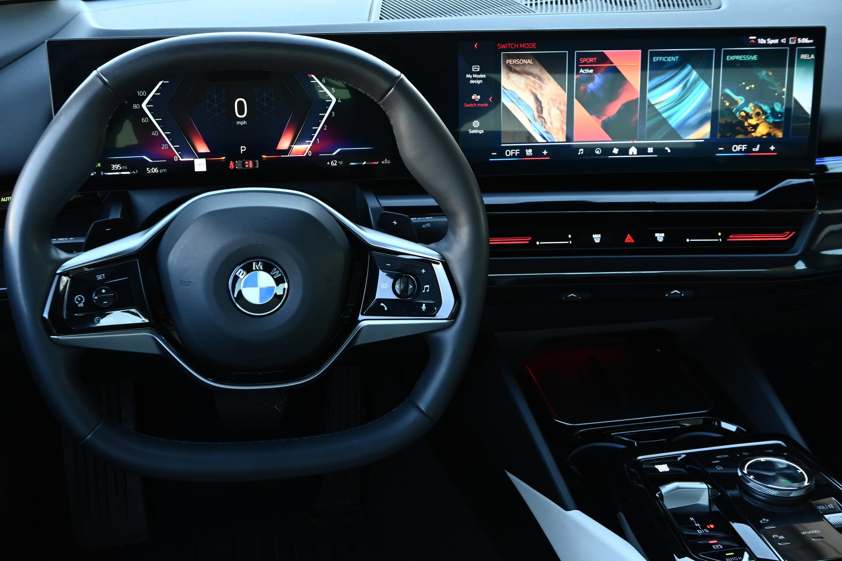 Certified 2024 BMW 530i w/ Convenience Package image 12