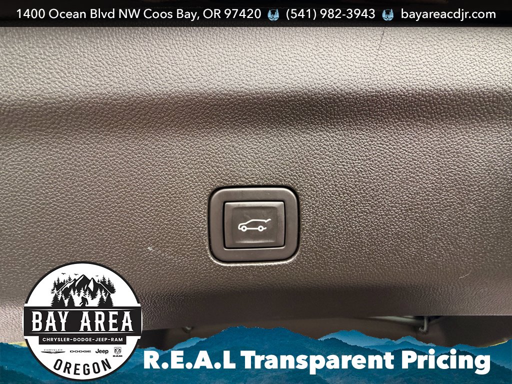Used 2024 GMC Yukon Denali AWD/4WD image 29