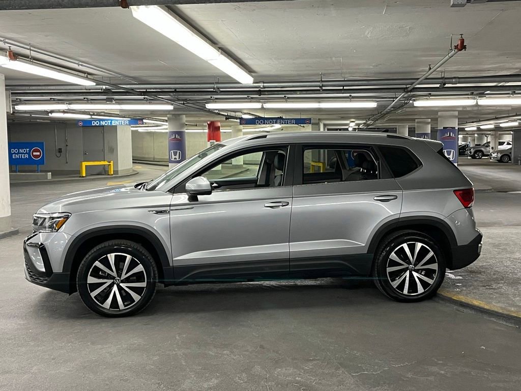 Used 2022 Volkswagen Taos SE image 31