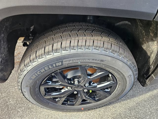 New 2026 Jeep Grand Cherokee Altitude RWD image 5