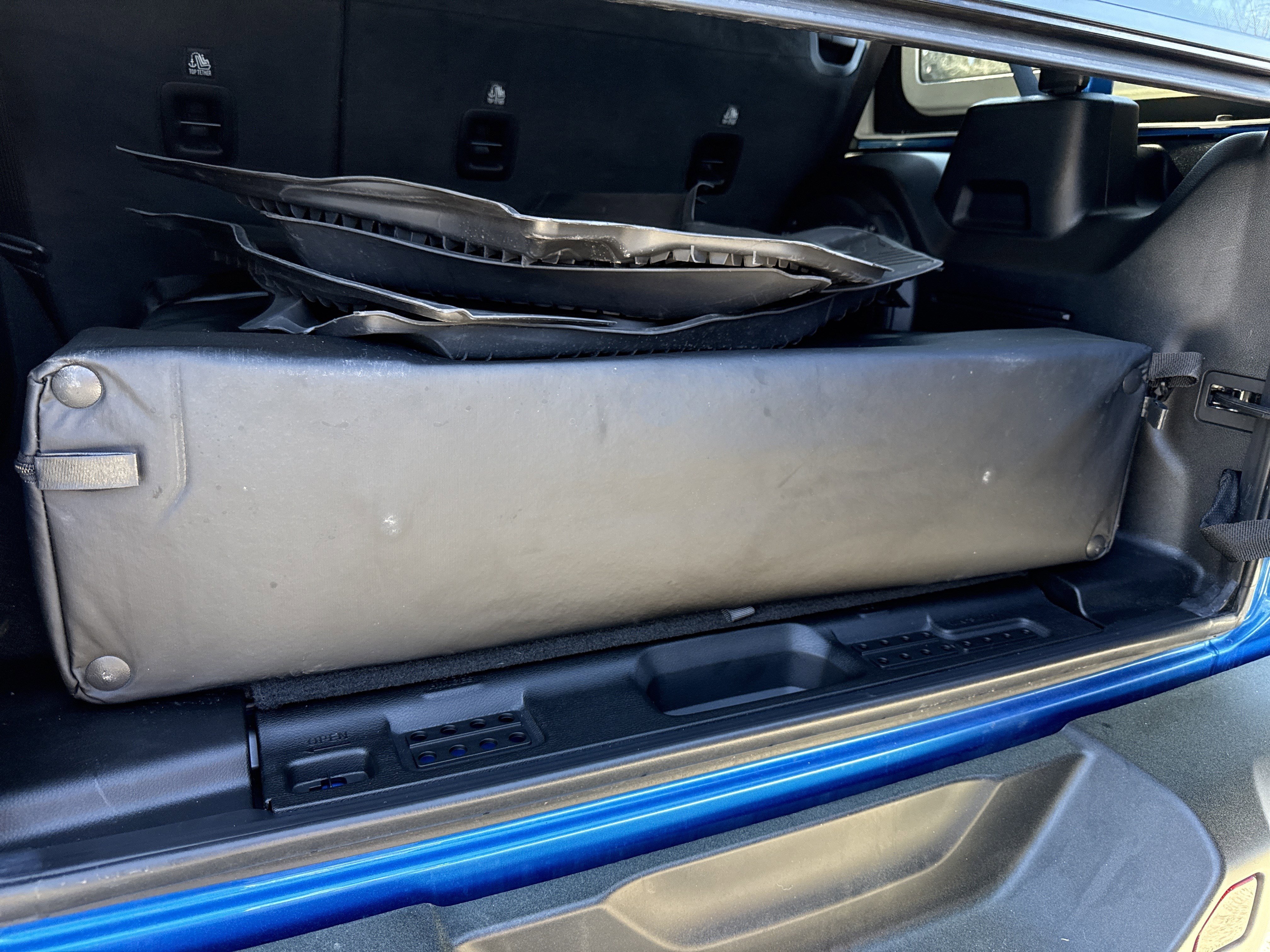 Used 2022 Jeep Wrangler Unlimited Rubicon w/ LED Lighting Group image 21