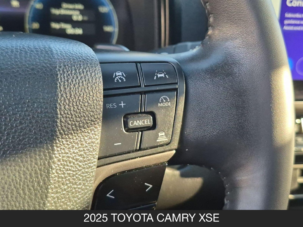 Used 2025 Toyota Camry XSE FWD image 18