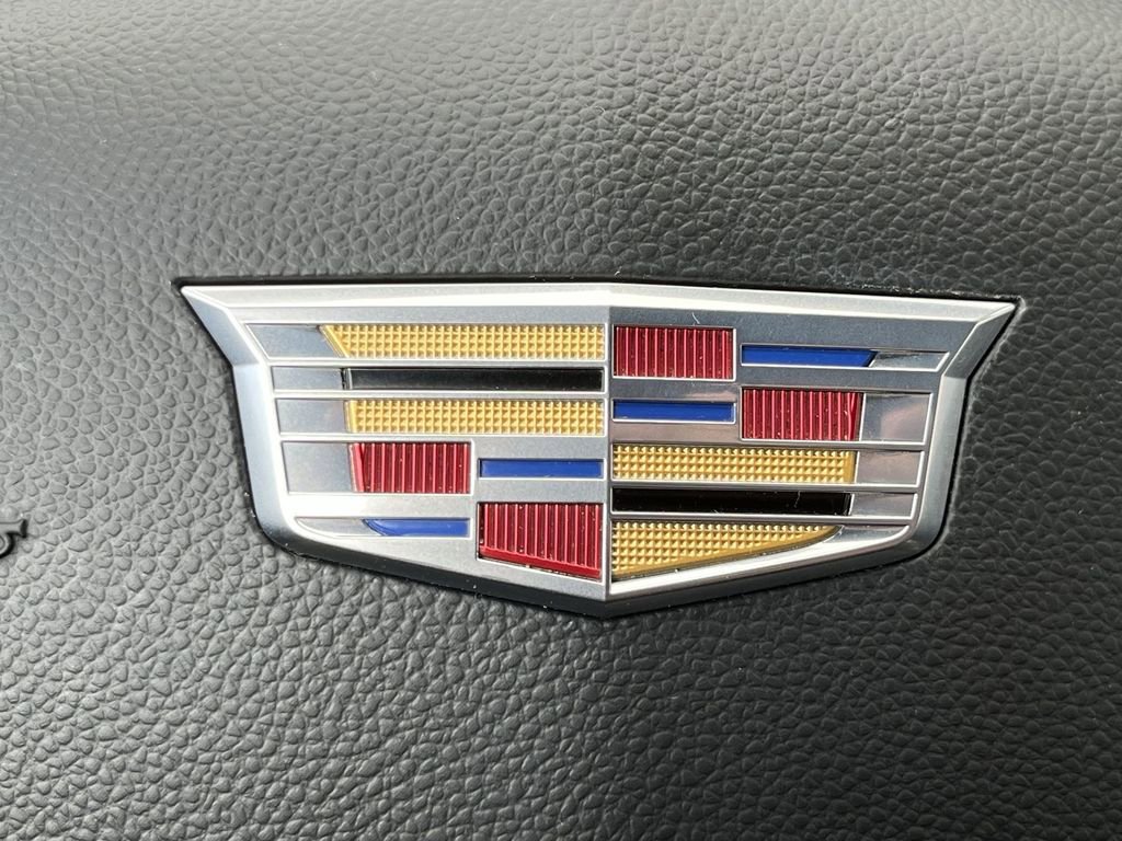 Used 2024 Cadillac XT4 Premium Luxury image 41