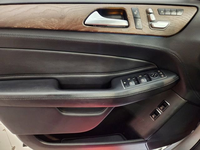 Used 2017 Mercedes-Benz GLS 450 4MATIC image 23