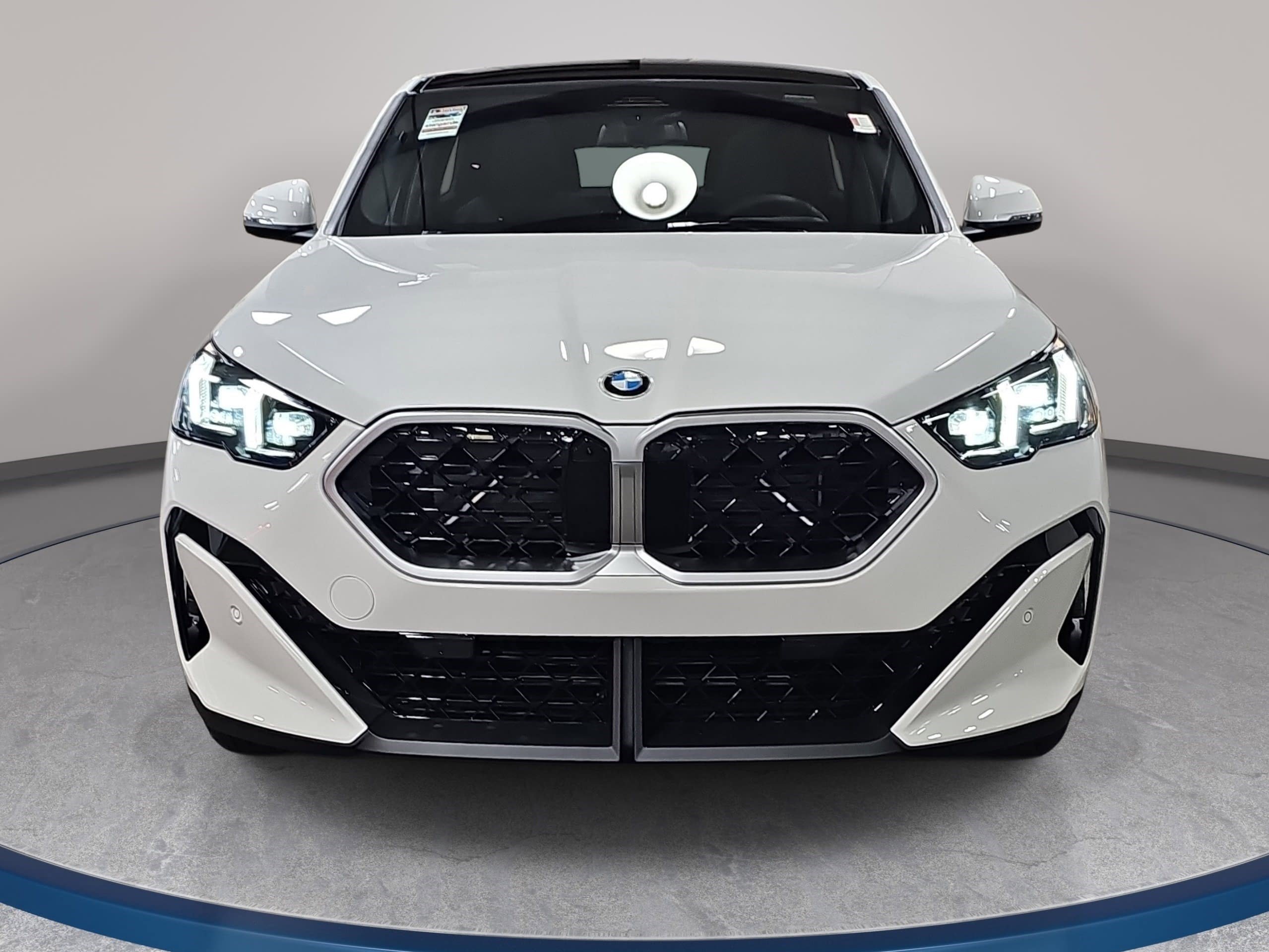 New 2026 BMW X2 xDrive28i w/ Technology Package image 2