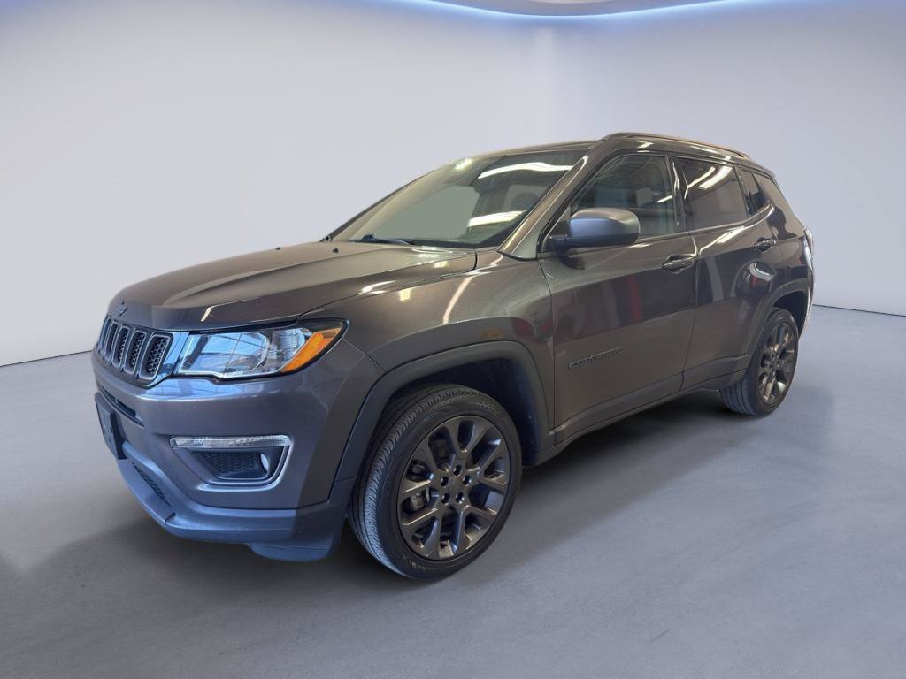 Used 2021 Jeep Compass Latitude w/ Sun and Sound Group AWD/4WD image 3