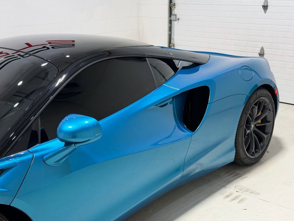 Used 2023 McLaren Artura image 13