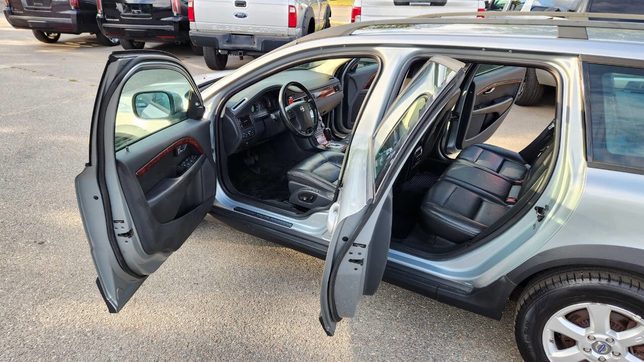 Used 2008 Volvo XC70 3.2 image 24