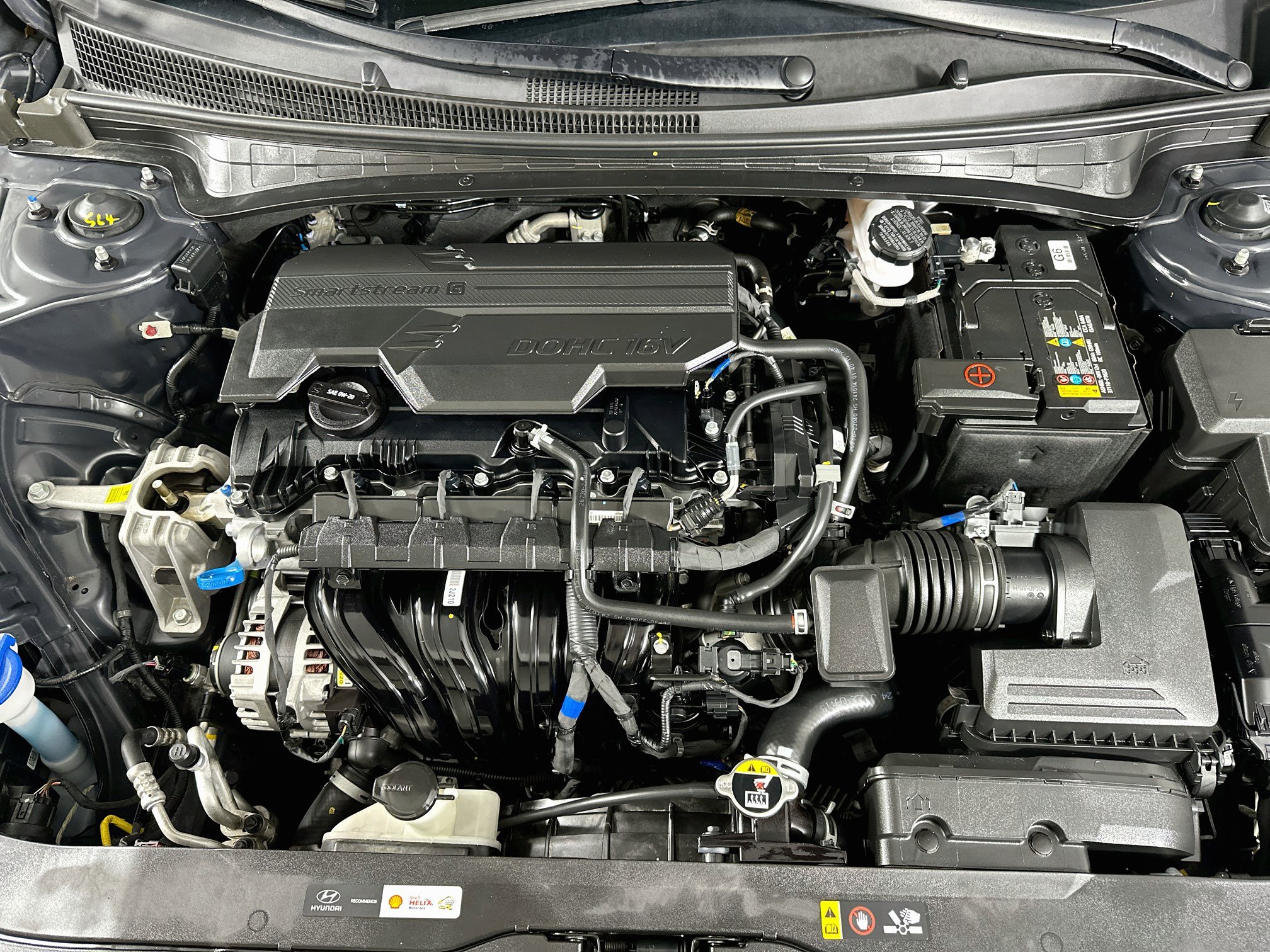 Used 2025 Hyundai Elantra SEL FWD image 33