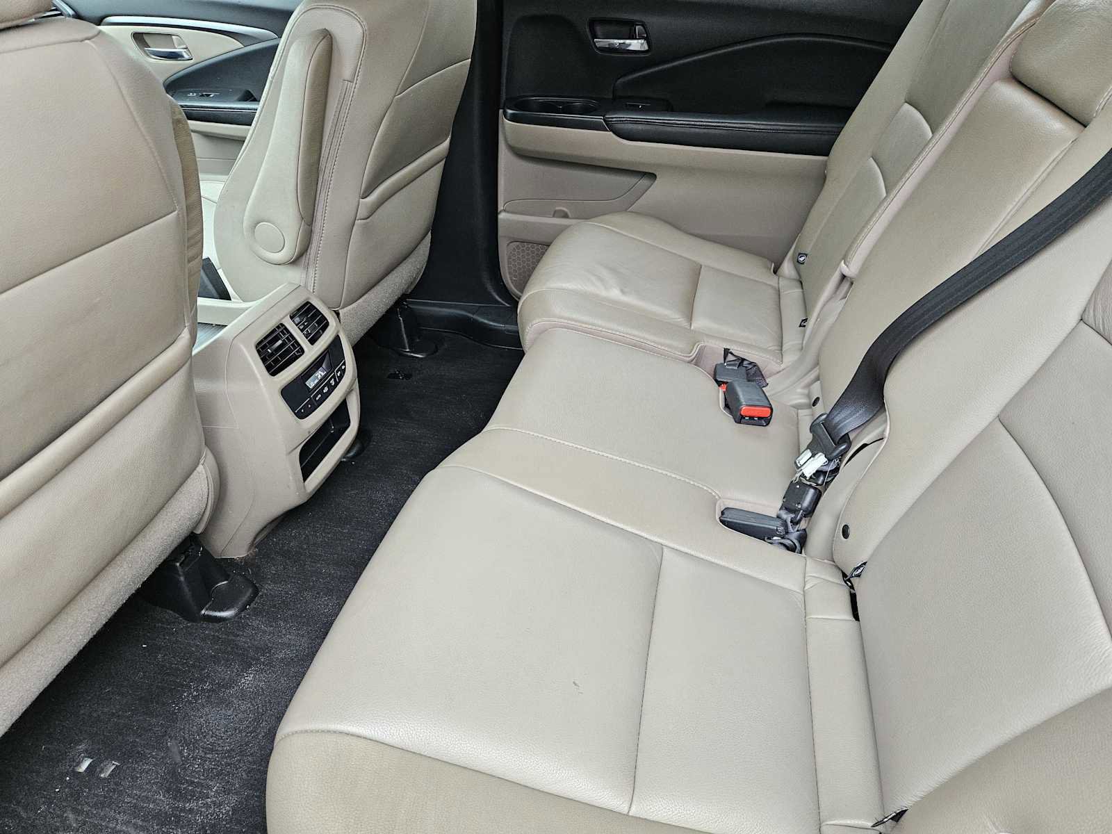 Used 2016 Honda Pilot EX-L image 28